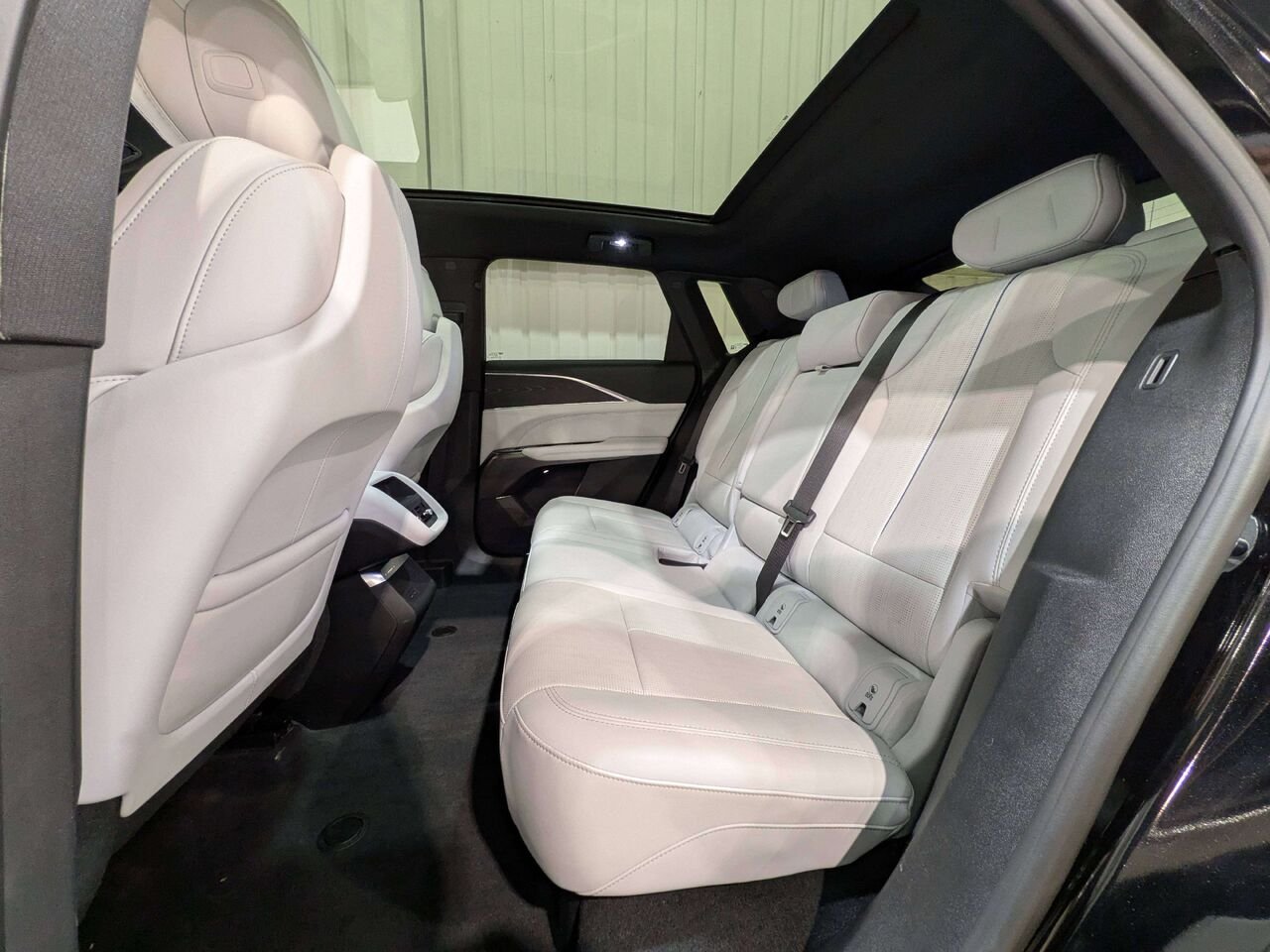 2024 Cadillac LYRIQ 4dr Sport w/1SF Black Val-David - photo #11