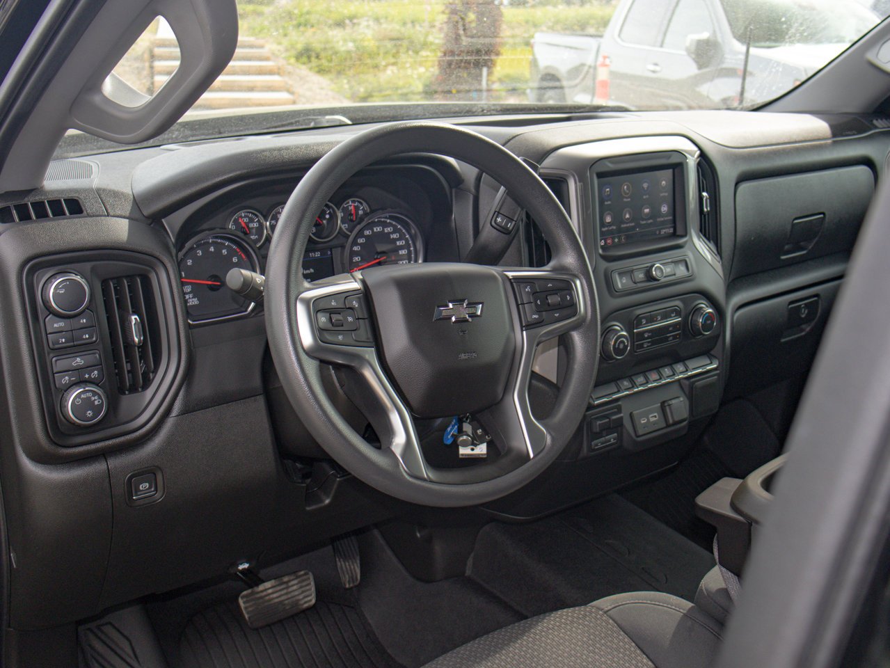 2021 Chevrolet Silverado 1500 4WD Crew Cab 147 Custom Trail Boss Black Sherwood Park - photo #21