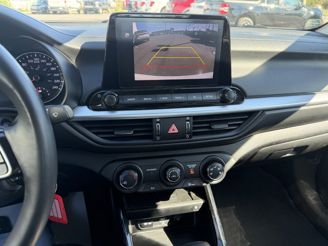 2023 KIA FORTE EX White Montmagny - photo #9