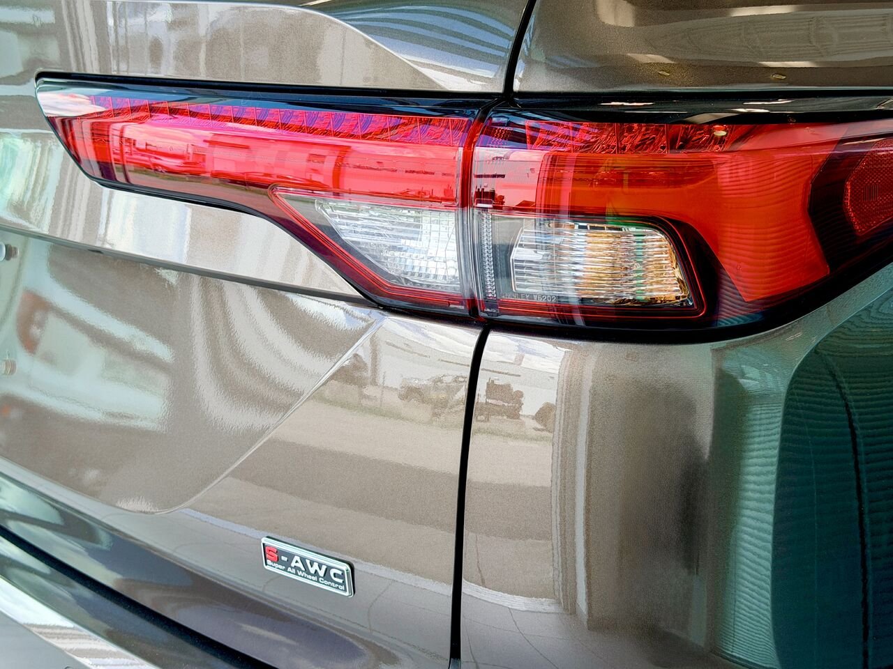 Mitsubishi Outlander 2024 Bronze Notre-Dame-des-Prairies - photo #11