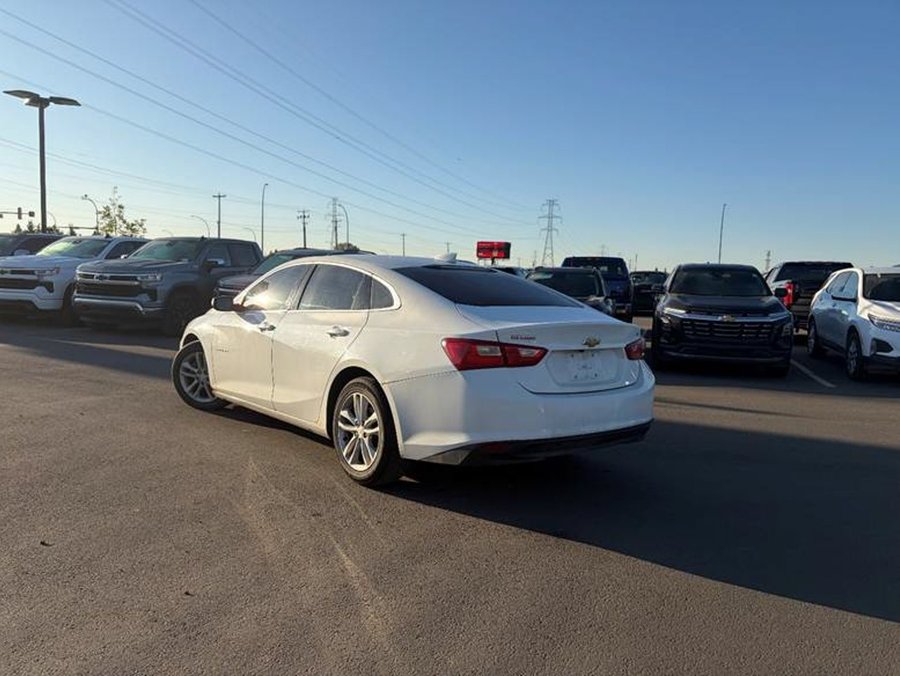 2017 Chevrolet Malibu LT 1.5T | Bucket Seats White