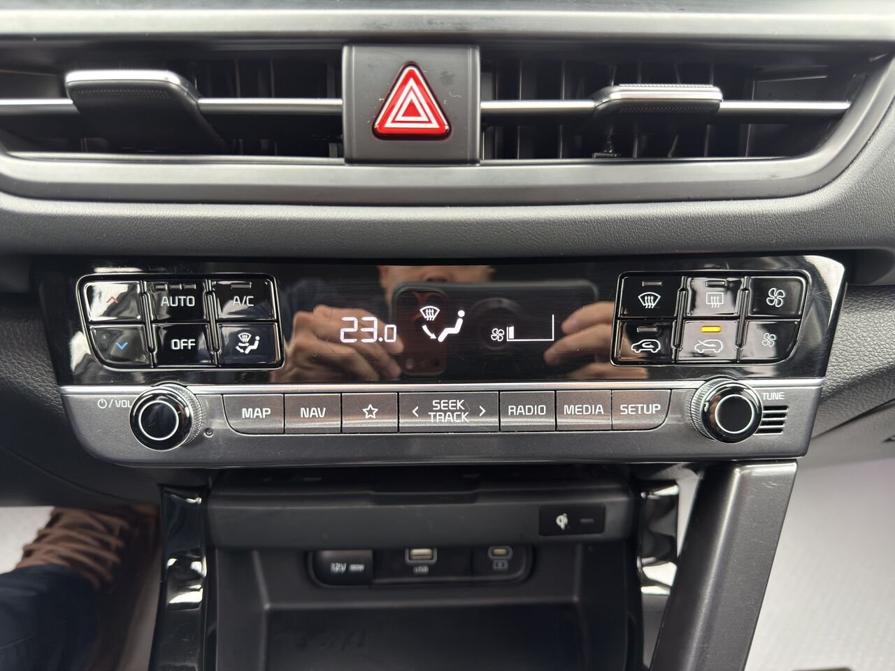2024 Kia Seltos Black Thetford Mines - photo #31