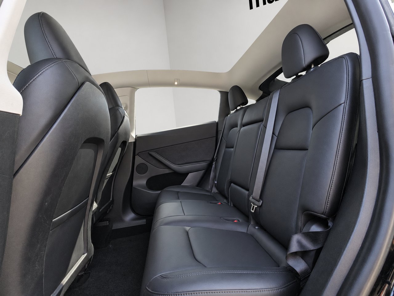 Tesla Model Y Longue autonomie PA 2024 Noir Val-David - photo #25