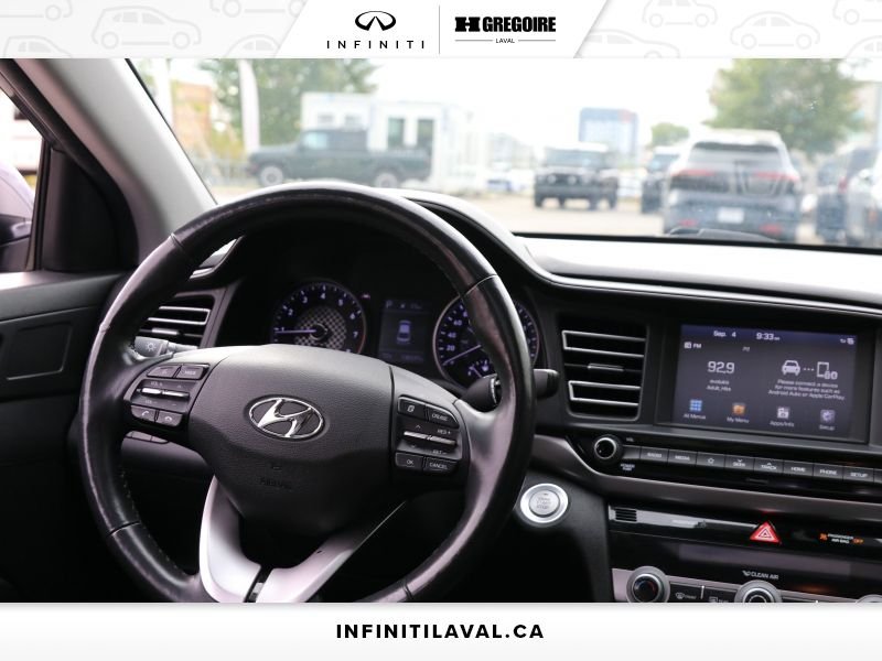 Hyundai Elantra IT2511 | Luxury CUIR TOIT MAGS 2020 Laval - photo #22