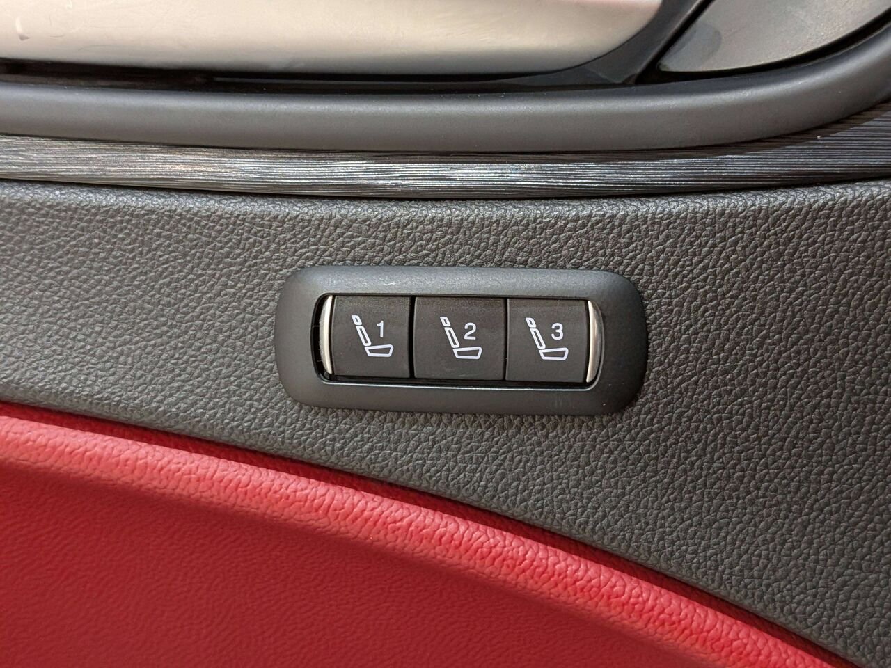 2020 Alfa Romeo Stelvio AWD Black Val-David - photo #33