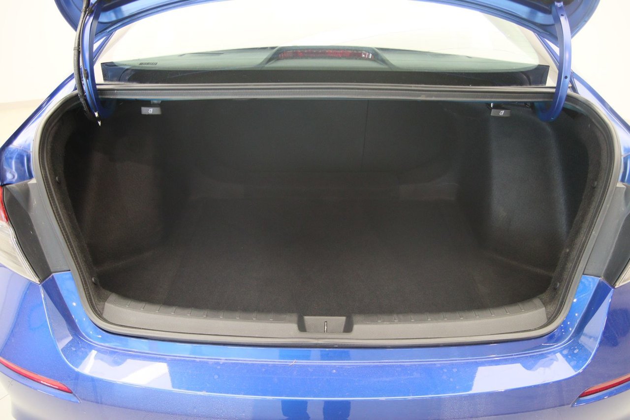 Honda Civic Sedan NIV 2HGFE2F3XNH109837 2022 Bleu Chicoutimi - photo #18