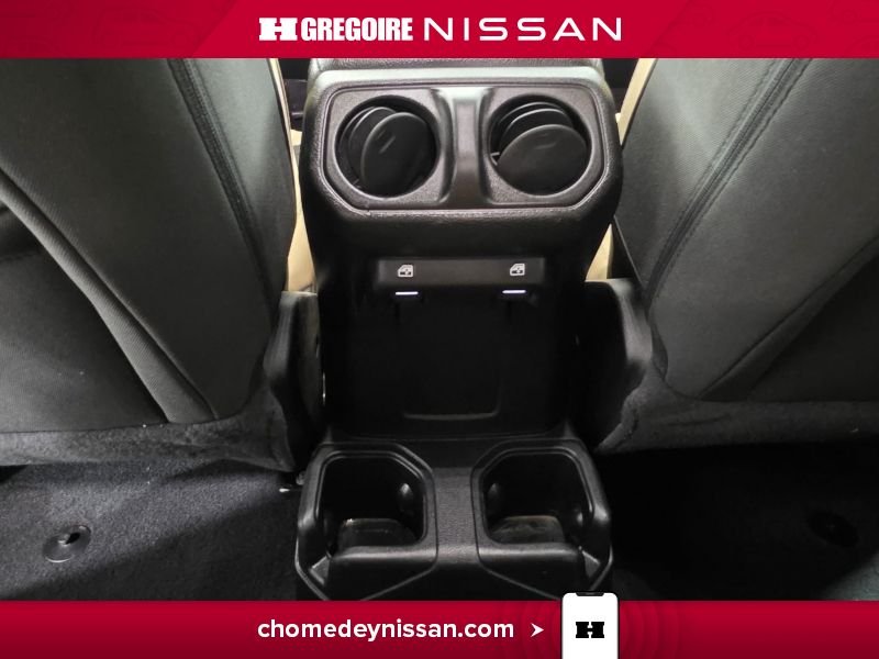 2021 Jeep Gladiator White Laval - photo #24