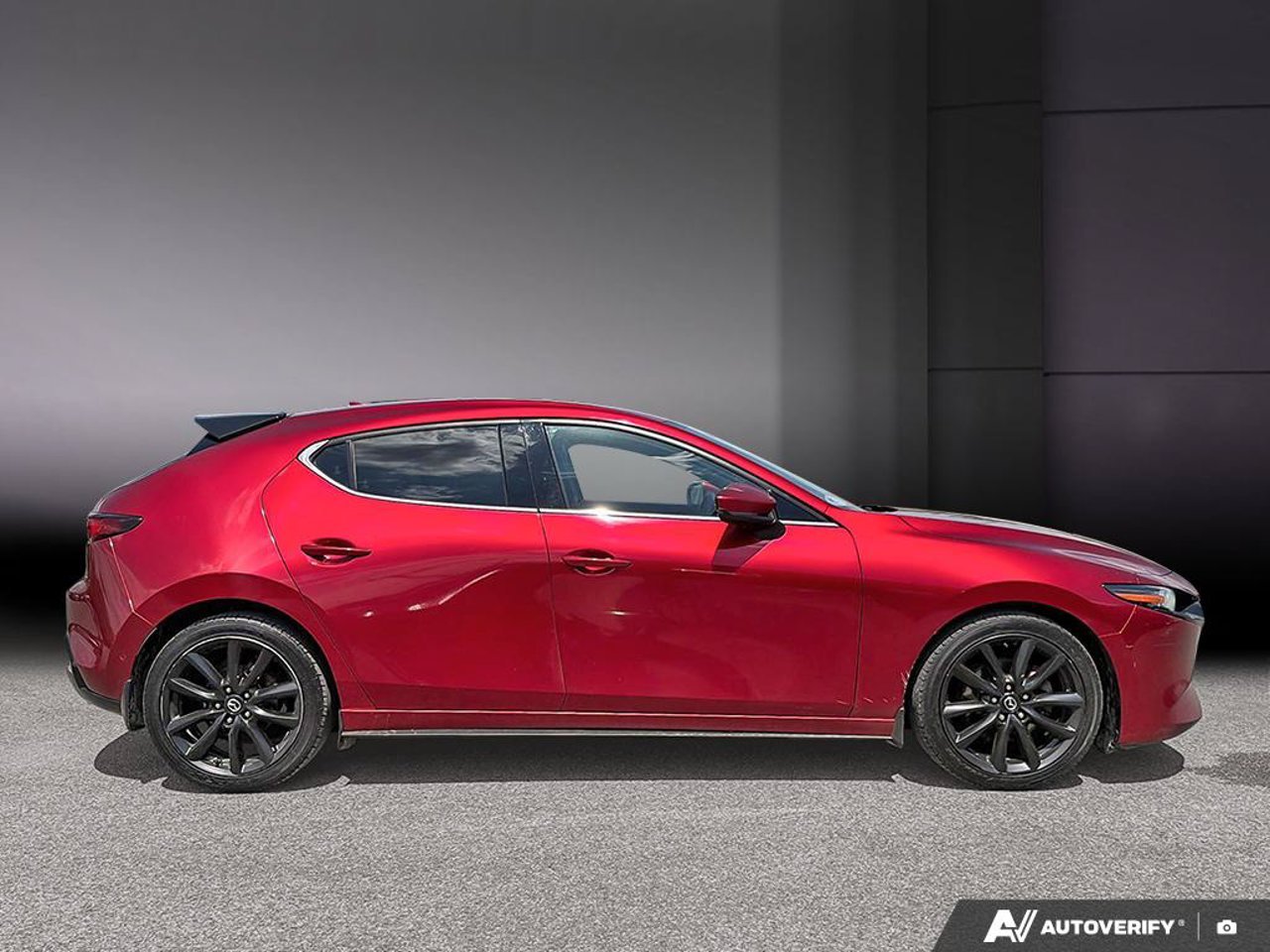 Mazda Mazda3 Sport JM1BPBMMXK1121824 2019 Rouge Mirabel - photo #5