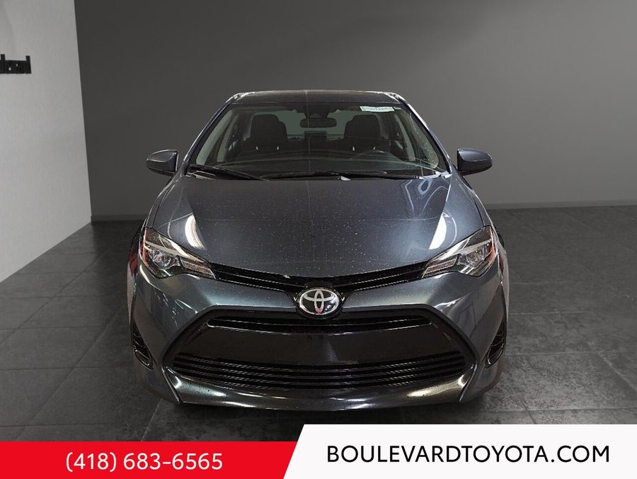 Toyota Corolla LE, GROUPE AMÉLIORÉ 2017 Gris