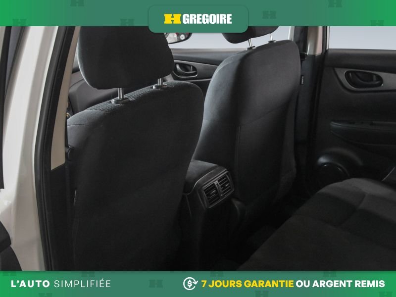 2019 Nissan Qashqai White Blainville - photo #21