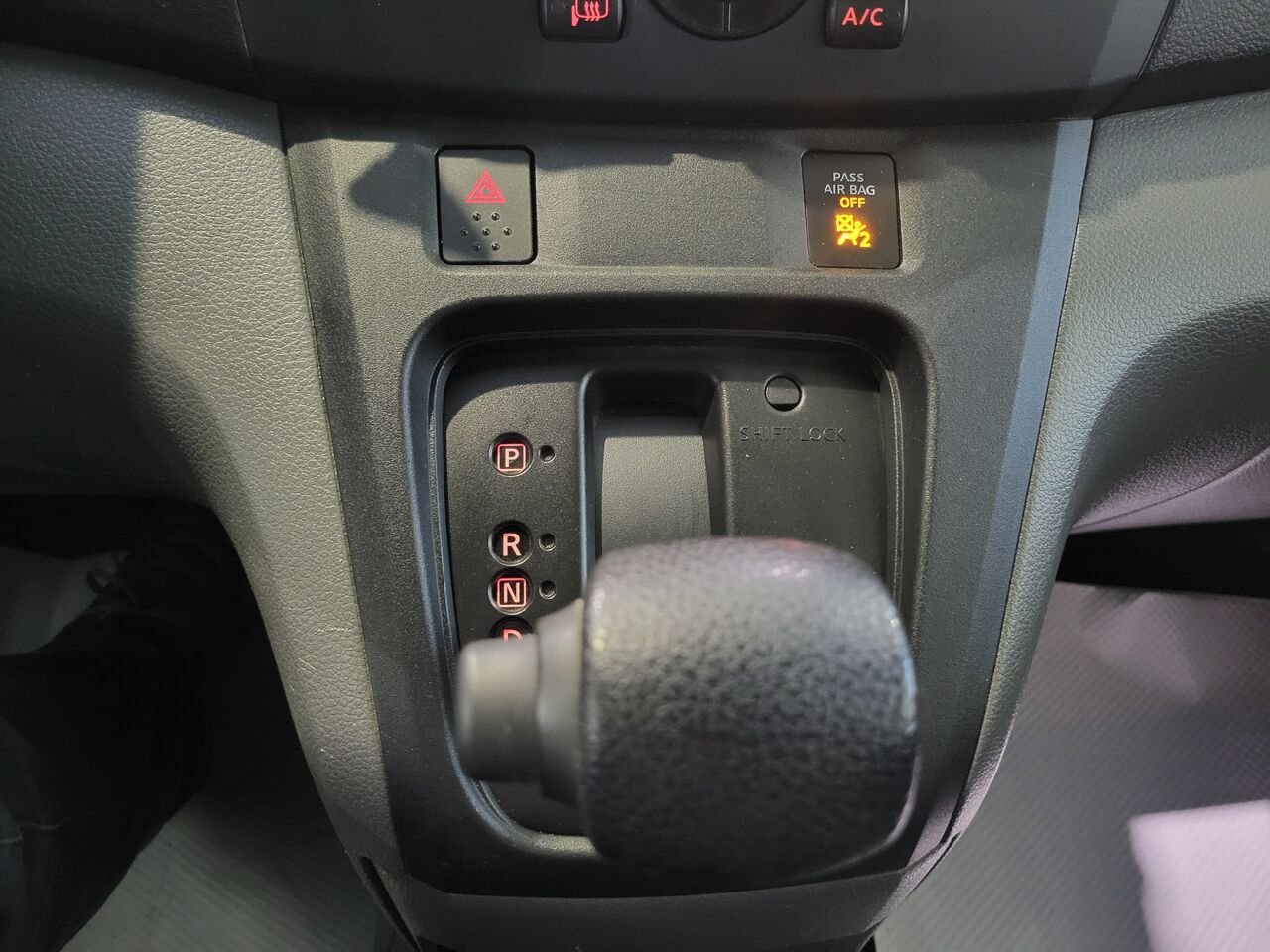2021 Nissan NV200 Cargo compact White  - photo #22
