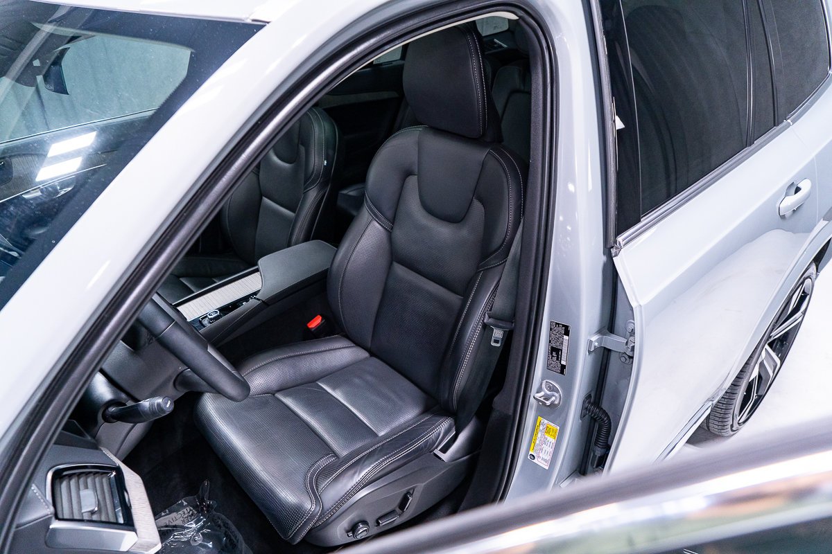 2024 Volvo XC90 B6 ULTIMATE BRIGHT THEME Grey Montreal - photo #13