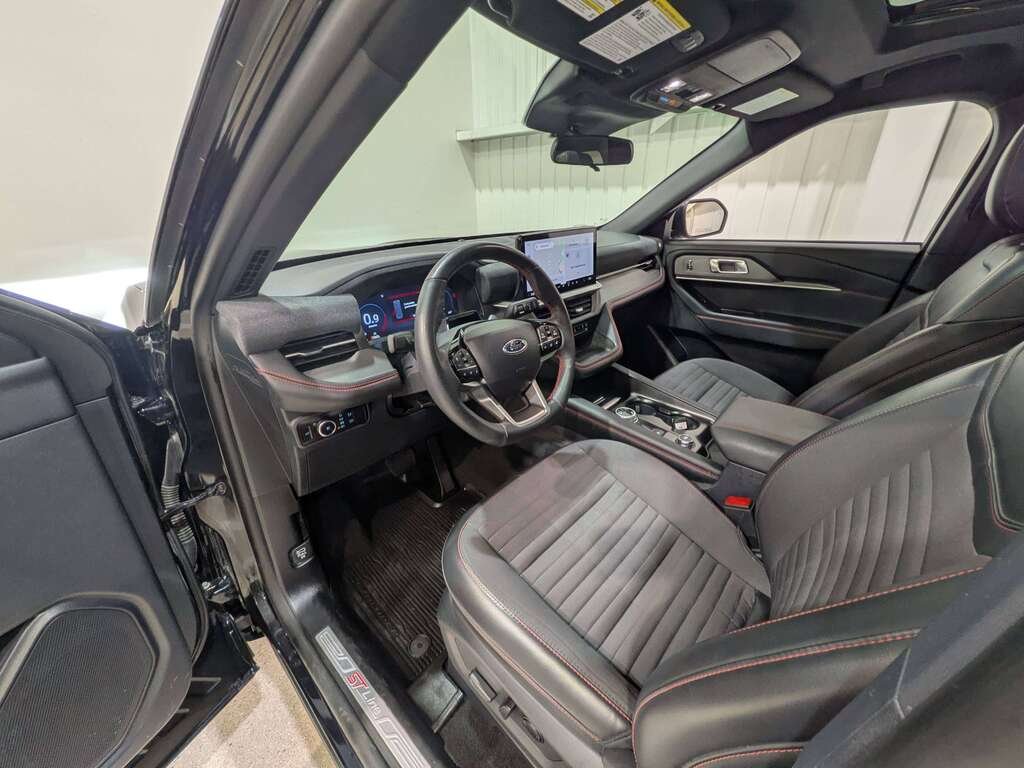 Ford Explorer ST-Line 4WD 2025 Noir Val-David - photo #10