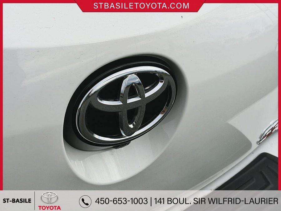 TOYOTA Corolla à hayon SE AMÉLIORÉ FWD 2025 Blanc