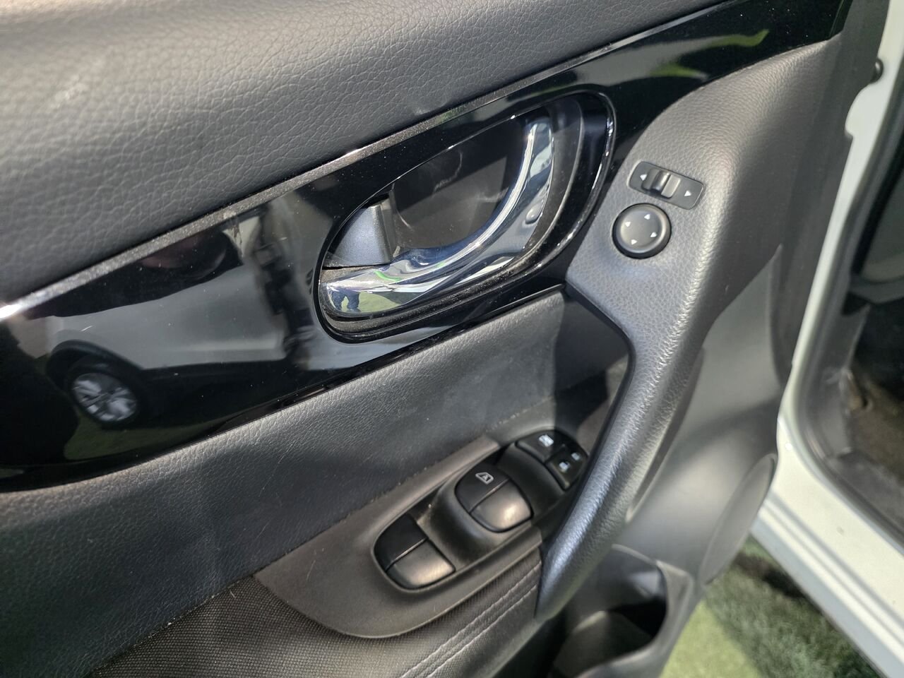 2019 Nissan Qashqai White  - photo #11
