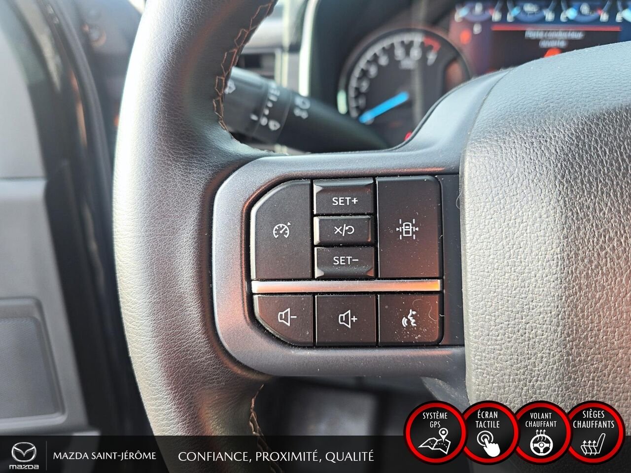 2023 Ford F-150 XLT SPORT | POWERBOOST 3.5L | GROS PNEUS | 4X4 | Black Saint-Jérôme - photo #13