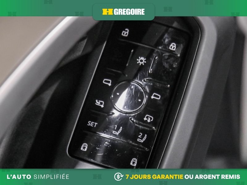 Audi Q5 820975 | 2.0 TFSI quattro AUTO A/C CUIR NAV MAGS CAM RECUL 2025 Blanc Laval - photo #15