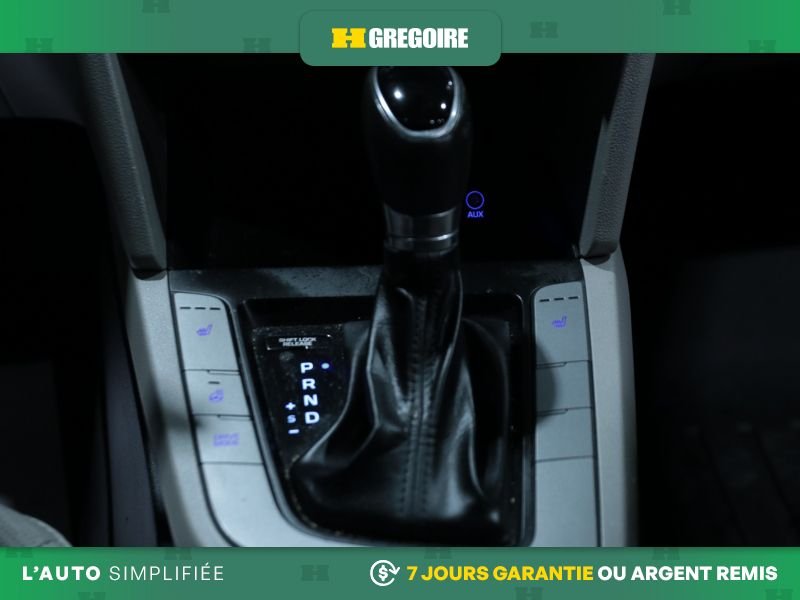 Hyundai Elantra 2020 Gris Blainville - photo #21