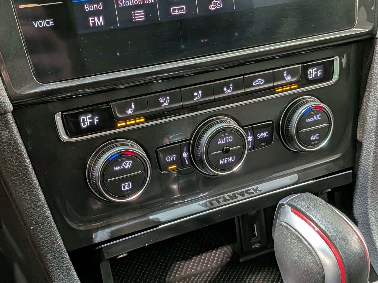 Volkswagen Golf Alltrack 2018 Argent Val-David - photo #23