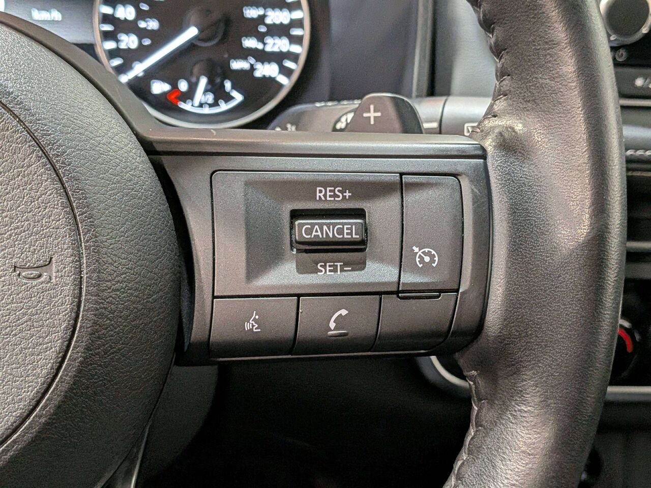2024 Nissan Rogue AWD S Black Val-David - photo #16