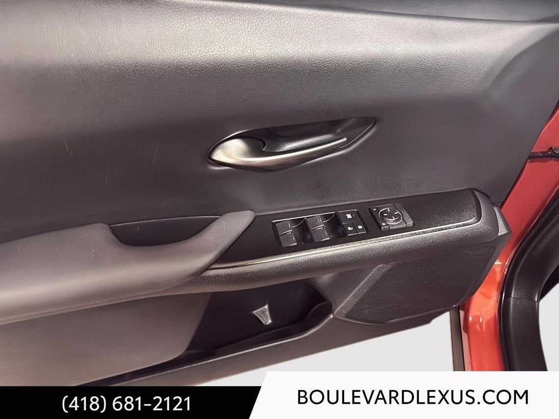 Lexus UX 19323C 2020 Orange Québec - photo #27