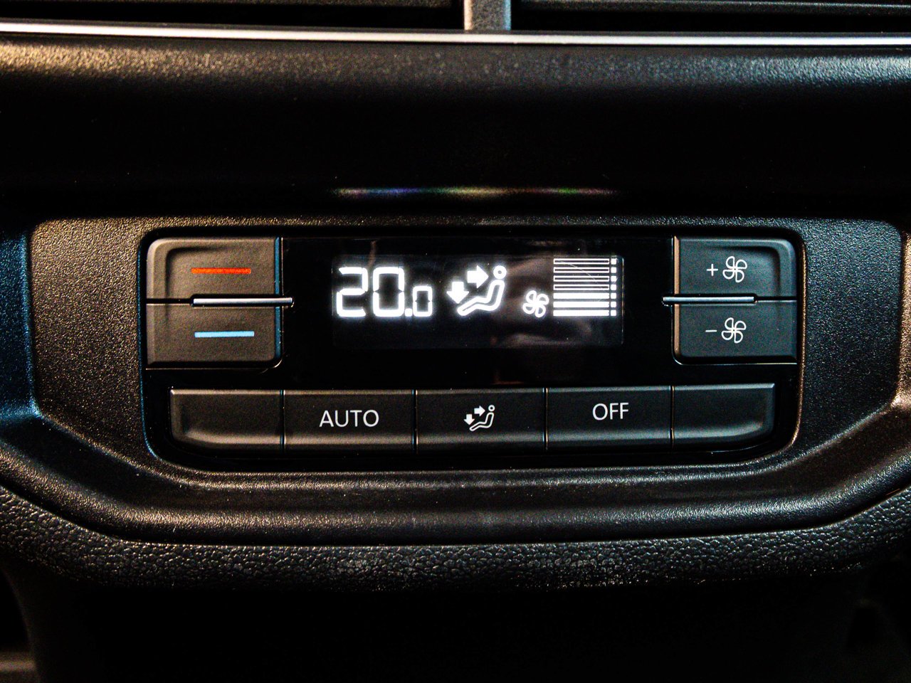 2025 Volkswagen Atlas Comfortline 2.0 TSI 4MOTION Black Sherwood Park - photo #29