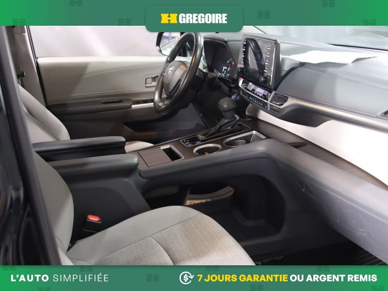 Toyota Sienna 2023 Noir Laval - photo #40