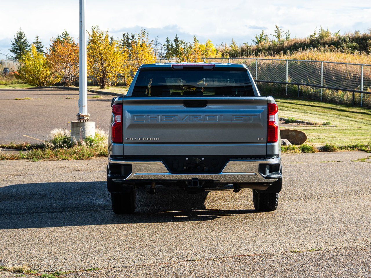 2025 Chevrolet Silverado 1500 4WD Crew Cab 147 LT Grey Sherwood Park - photo #12