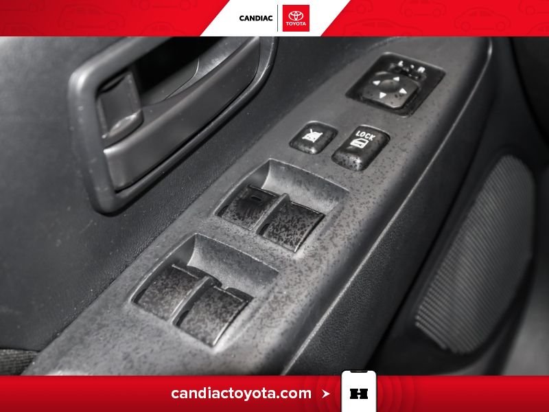 2022 Mitsubishi RVR White Saint-Eustache - photo #17