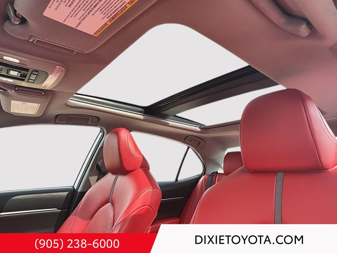 2022 Toyota Camry XSE AWD / CLEAN CARFAX / MOONROOF / HEATED SEATS / ALLOY WHEELS / CARPLAY AND ANDROID AUTO Wind Chill Pearl with Black Roof Mississauga - photo #10