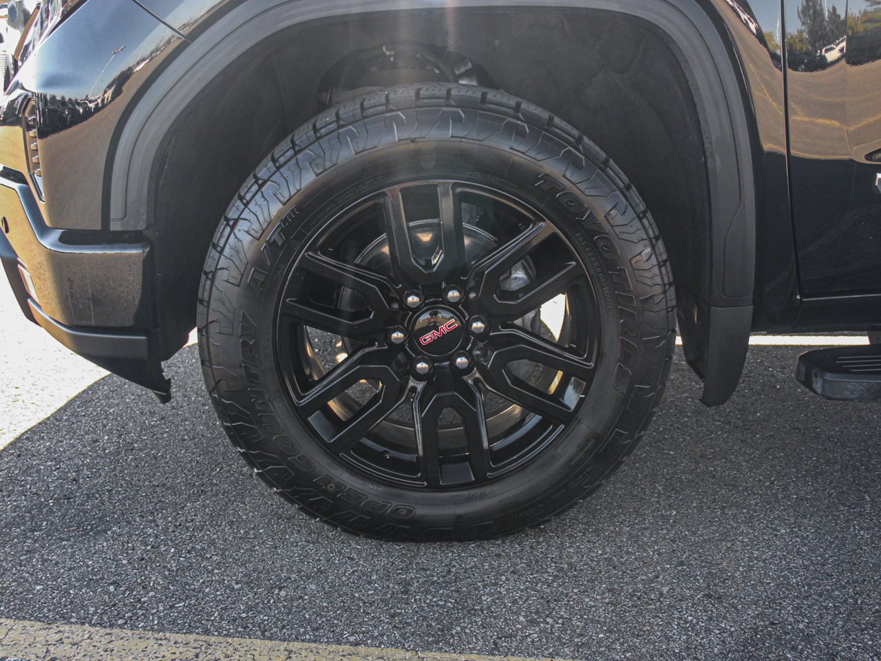 2024 GMC Sierra 1500 4WD Crew Cab 147 Elevation Black Sherwood Park - photo #11
