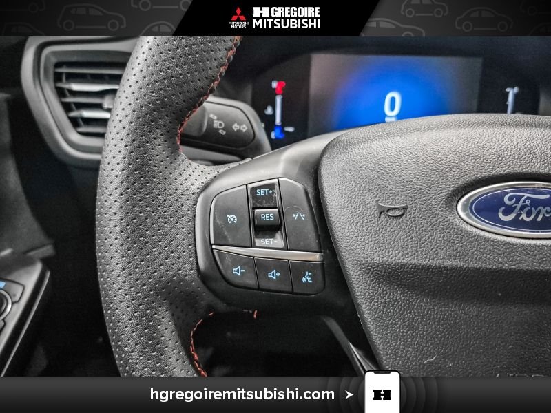 2025 Ford Escape Black Blainville - photo #18