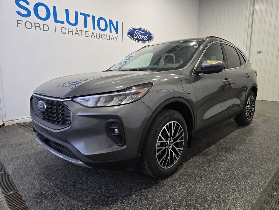 2025 Ford Escape Carbonized Grey Metallic