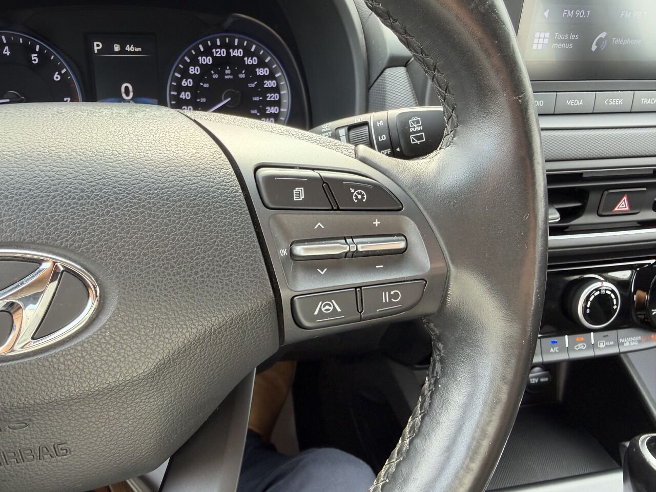 2022 Hyundai Kona Grey Thetford Mines - photo #20