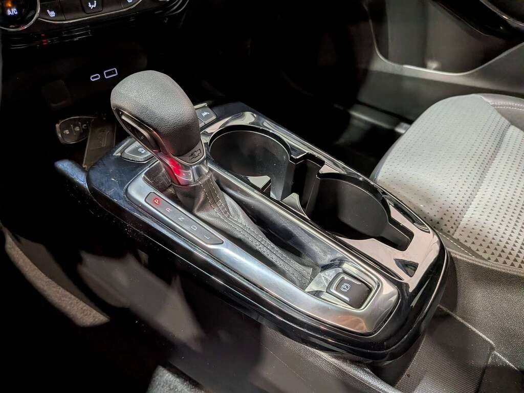 Chevrolet Trax FWD 4dr LT 2025 Gris Val-David - photo #26