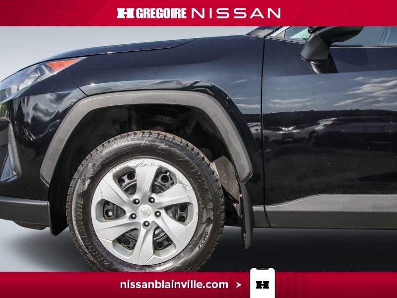 2021 Toyota Rav 4 Black Laval - photo #11