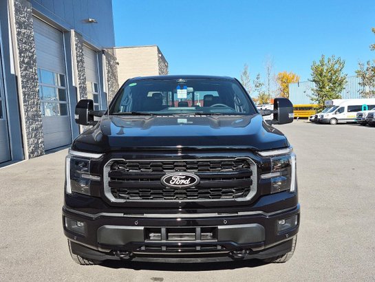 Ford F-150 LARIAT 2026 Noir agate métallisé