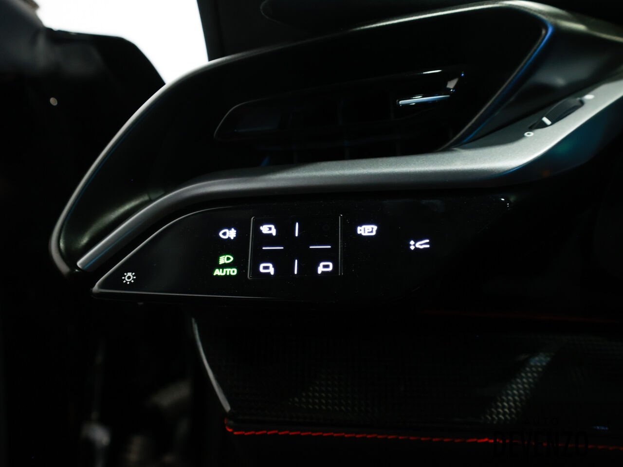 2023 Ferrari SF90 Stradale Black Saint-Eustache - photo #15