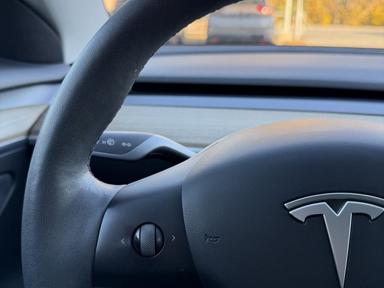 Tesla Model 3 423 km d'autonomie jamais accidenté un seul propriétaire 2021 Blanc Châteauguay - photo #16