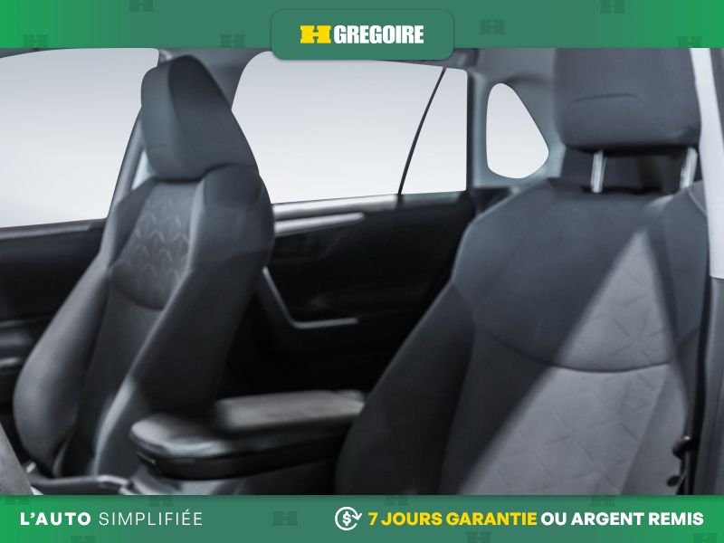 Toyota Rav 4 821966 | LE AWD AUTO AC GR ELEC CAM RECULE BLUETOOTH 2019 Gris Laval - photo #15