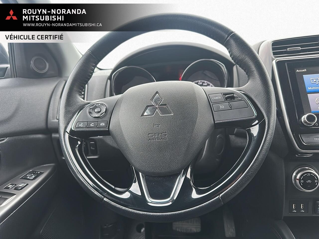 Mitsubishi RVR SEL AWC 2023 Noir Rouyn-Noranda - photo #12