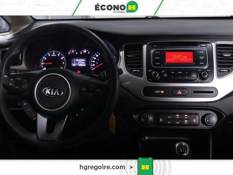 2015 Kia Rondo Grey Saint-Eustache - photo #12