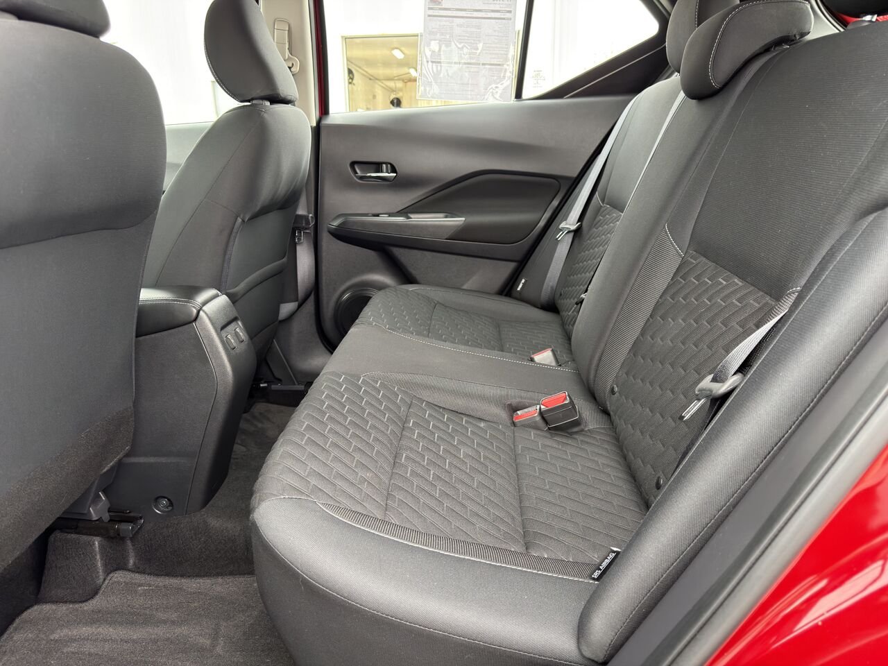 2021 Nissan Kicks Red Thetford Mines - photo #11
