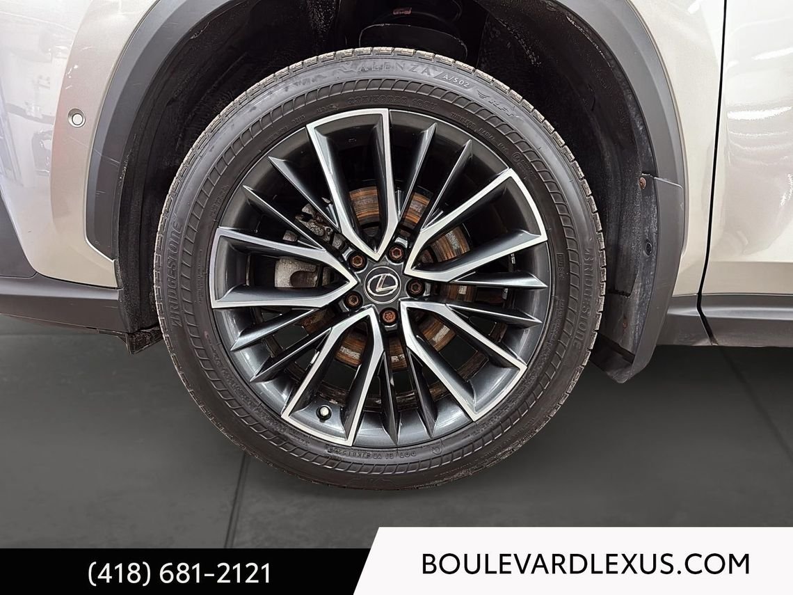 Lexus NX 19487A 2022 Argent Québec - photo #31