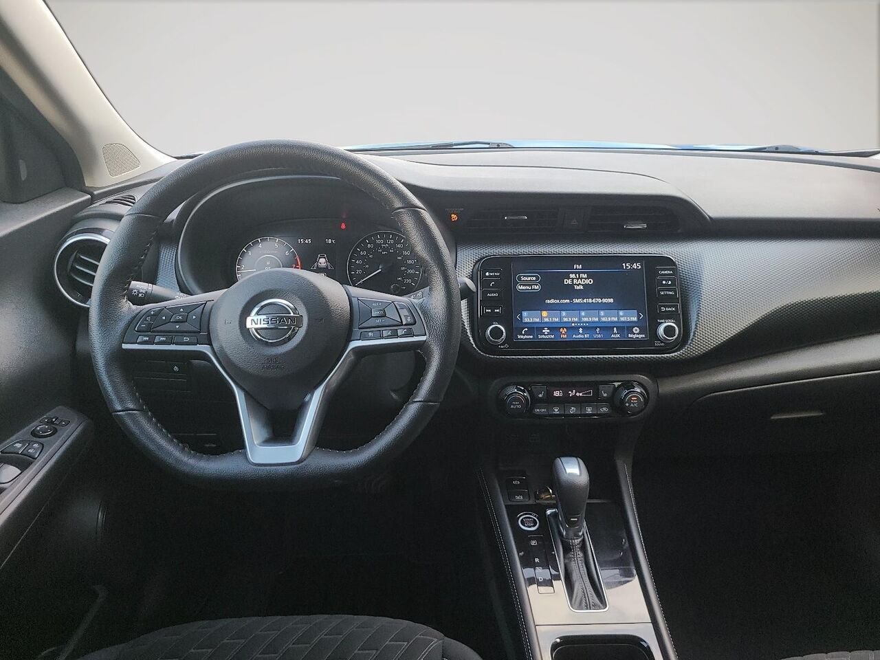 2021 Nissan Kicks SV TA Blue Québec - photo #13