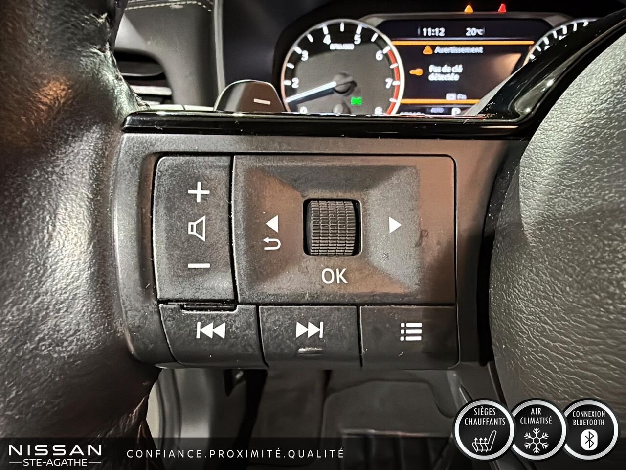 Nissan Rogue SV TI | SEULEMENT 27 125 KM | ENSEMBLE TOIT OUVRANT | SIÈGES CHAUFFANTS 2023 Blanc Saint-Jérôme - photo #16