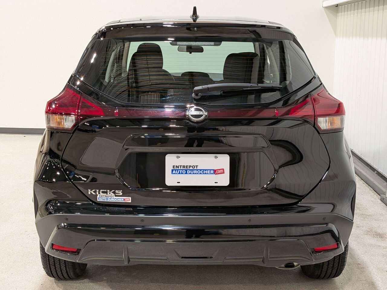 2024 Nissan Kicks S FWD Black Val-David - photo #5