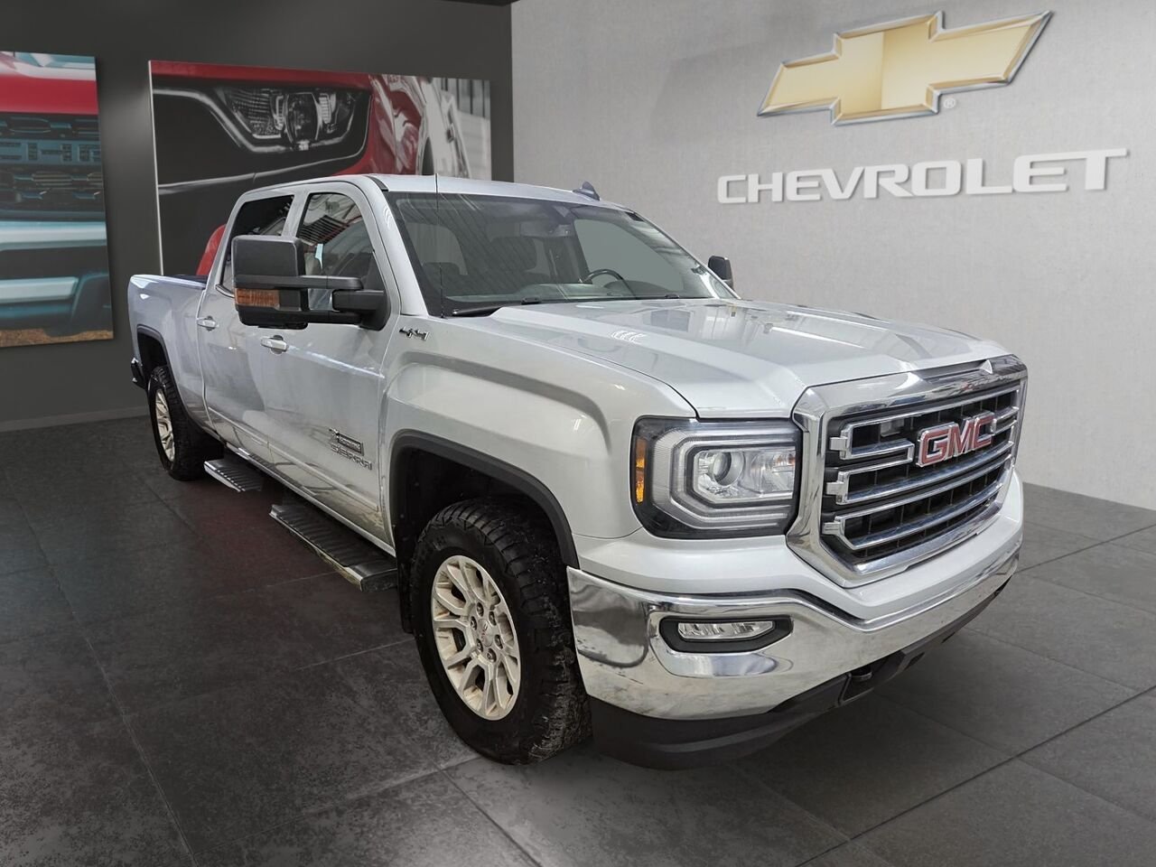 GMC SIERRA 1500 1500 2017 Gris Saint-Hyacinthe - photo #16