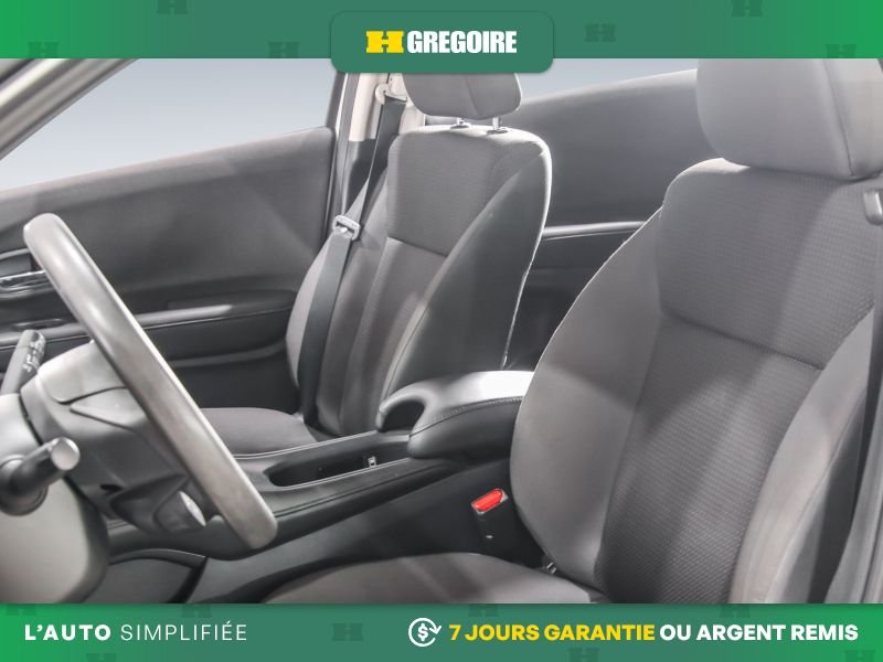 2021 Honda HR-V White Saint-Eustache - photo #18