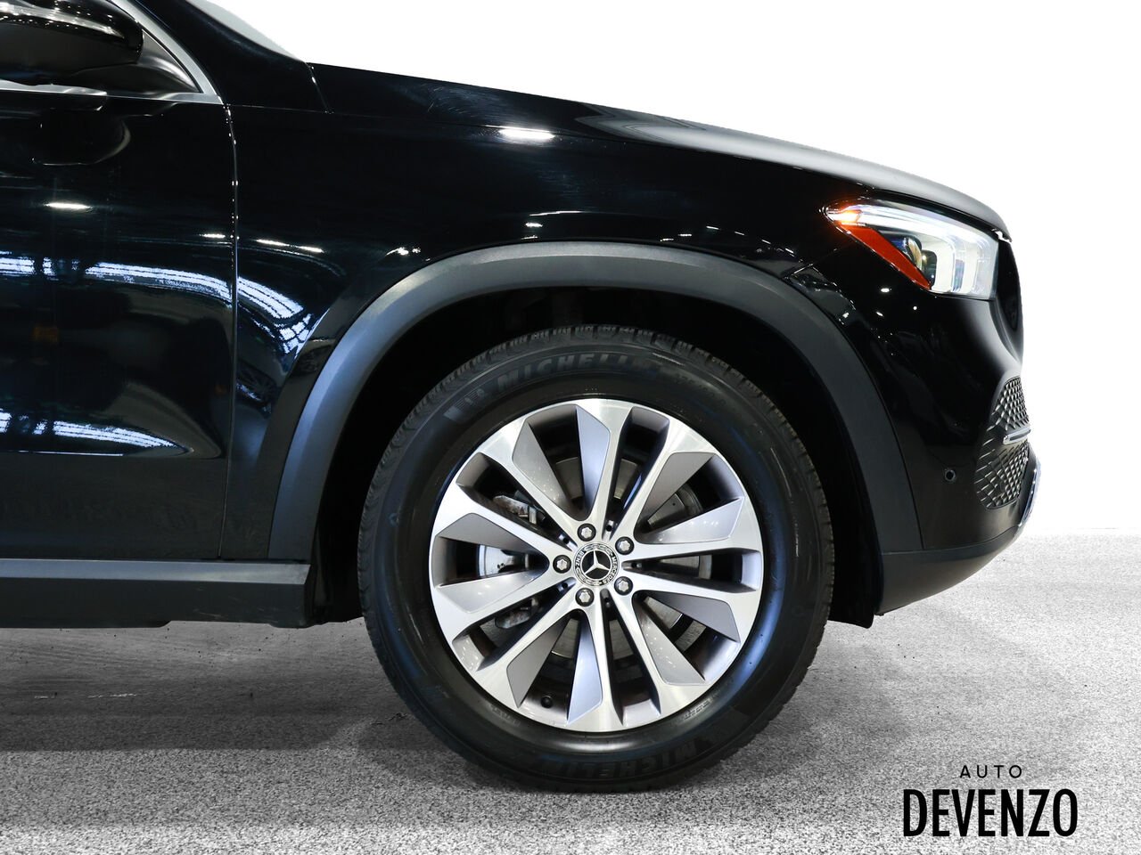 2022 Mercedes-Benz GLE Black Saint-Eustache - photo #4